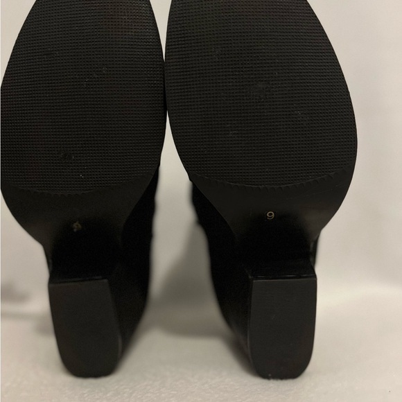 Steve Madden Size 9 Black Leather Aldelpine Booties - Picture 10 of 16